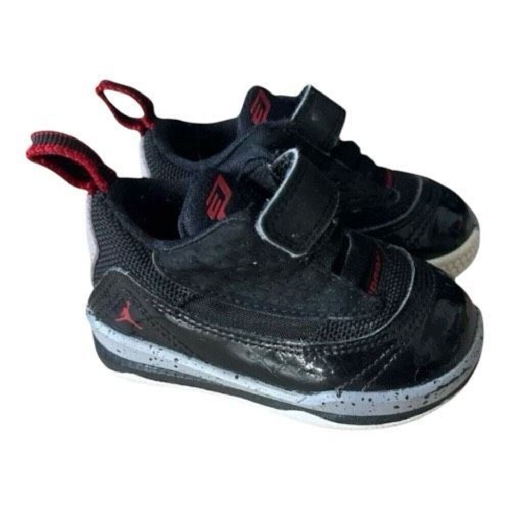 Jordan Infant Boy Black Patent Leather Sneakers Size 4C Red Jump Man Logo
